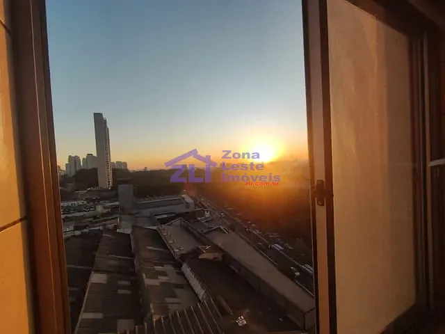 Apartamento 3 quartos e 2 banheiros, à venda, no bairro Parque São Jorge em São Paulo