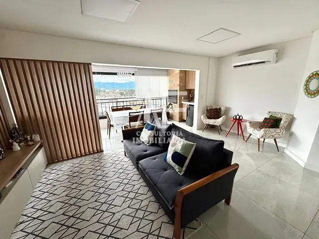 Apartamento com 105m² 3 quartos e 1 banheiro, à venda, no bairro Centro em Taubaté