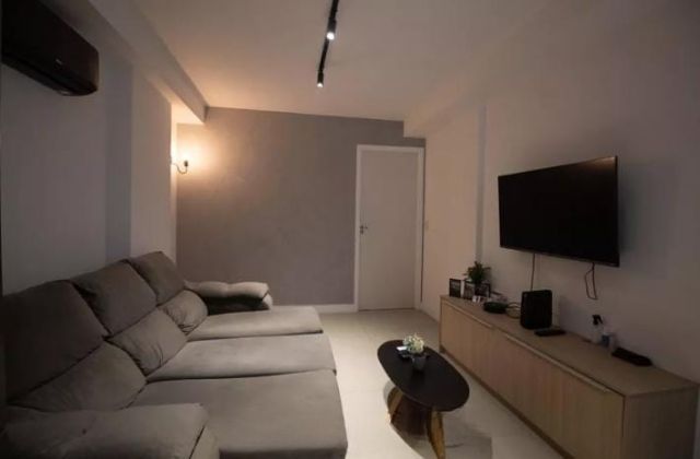 Foto do Apartamento - Studio à Venda em Copacabana, 46m², Mobiliado, Varanda Fechada com Vidro, Sala, Quarto, Banheiro, Cozinha Planejada, Rio de Janeiro, RJ. | Rio Lar Imóveis