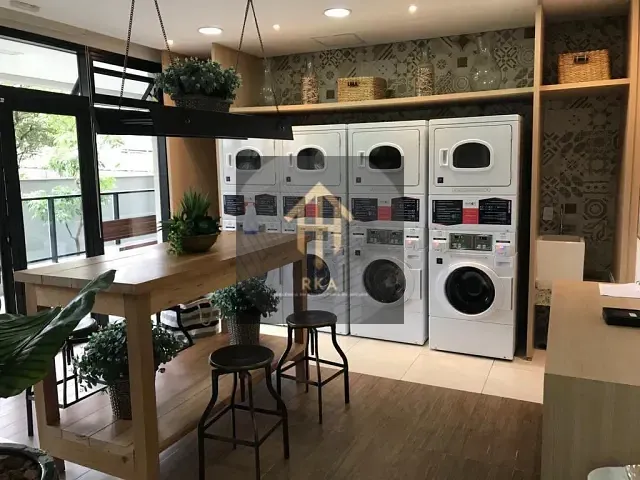 Apartamento 1 quarto e 1 banheiro, para alugar, no bairro Campo Belo em São Paulo