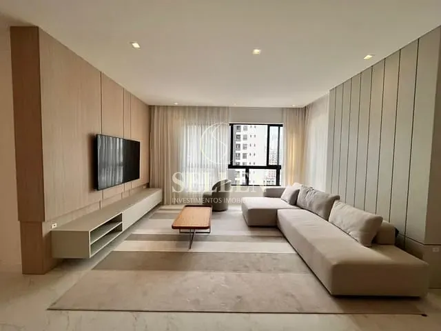 Apartamento com 209m² 3 quartos e 4 banheiros, à venda, no bairro Centro em Balneário Camboriú