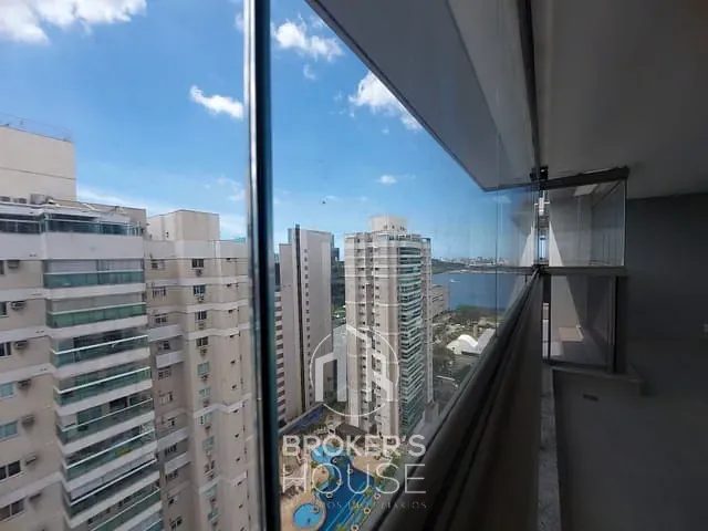 Apartamento 4 quartos e 5 banheiros, à venda, no bairro Enseada do Suá em Vitória
