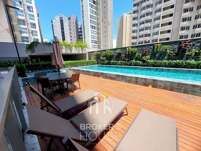Apartamento 4 quartos e 5 banheiros, à venda, no bairro Enseada do Suá em Vitória