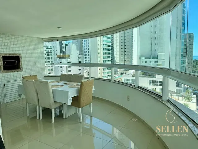 Apartamento 4 quartos e 4 banheiros, para alugar, no bairro Centro em Balneário Camboriú