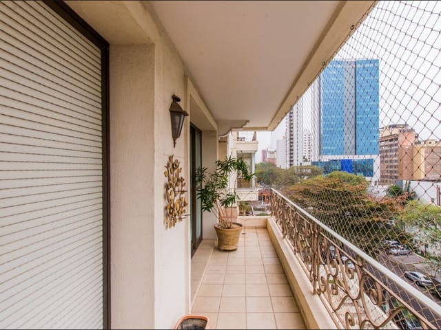 Apartamento com 186m² 3 quartos e 3 banheiros, à venda, no bairro Campo Belo em São Paulo