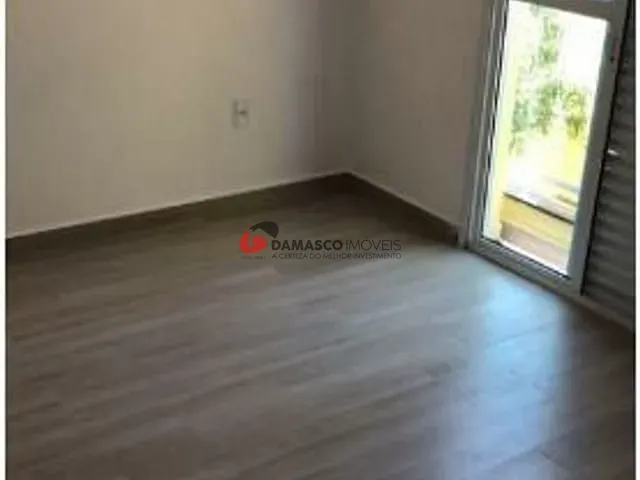 Apartamento 3 quartos e 1 banheiro, à venda, no bairro Jardim Santo Antônio em Santo André
