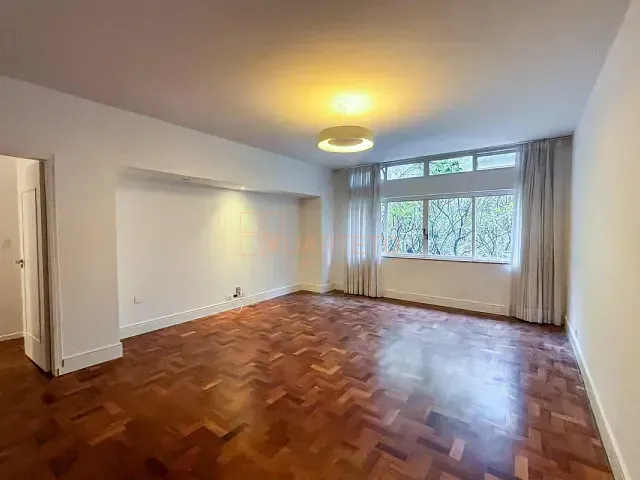 Apartamento 3 quartos e 2 banheiros, para alugar, no bairro Jardim Paulista em São Paulo