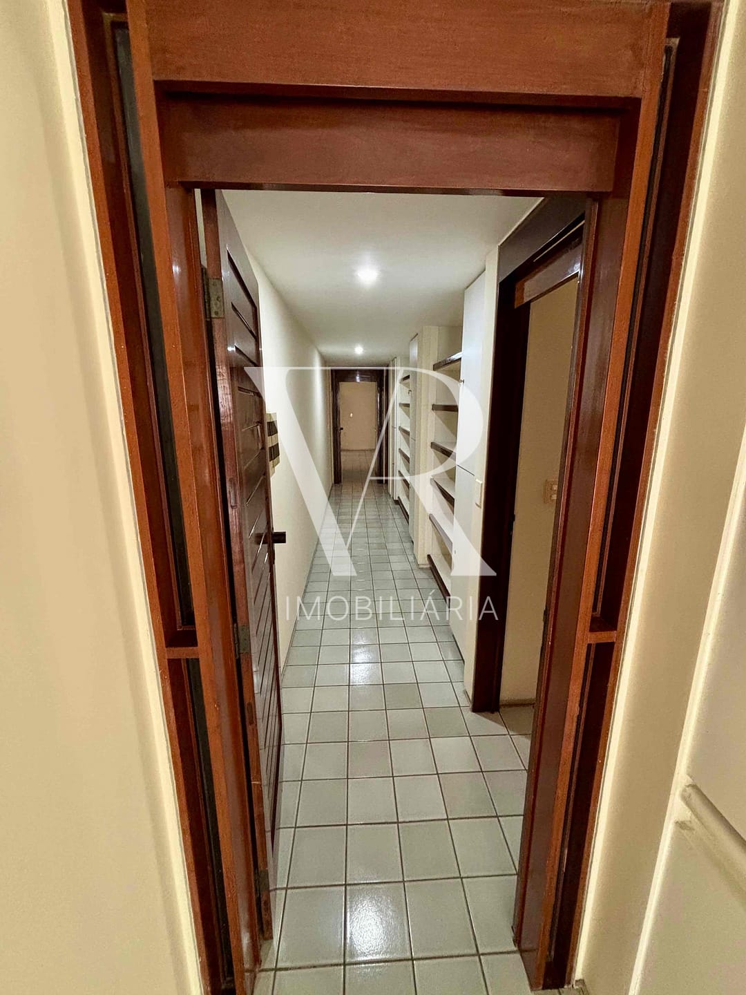 Apartamento à venda com 3 quartos, 279m² - Foto 20