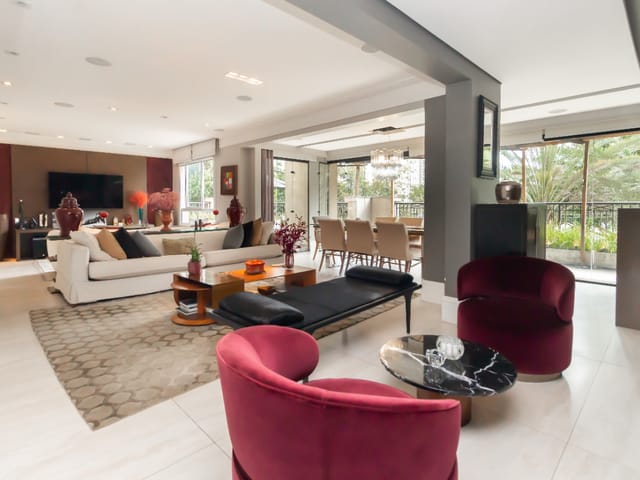 Apartamento com 410m² 4 quartos e 5 banheiros, à venda, no bairro Vila Nova Conceição em São Paulo