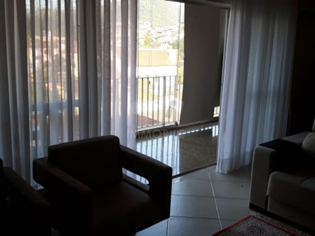 Apartamento à venda, no bairro Coronel Veiga em Petrópolis