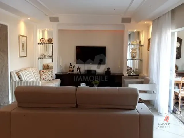 Apartamento à venda, no bairro Coronel Veiga em Petrópolis
