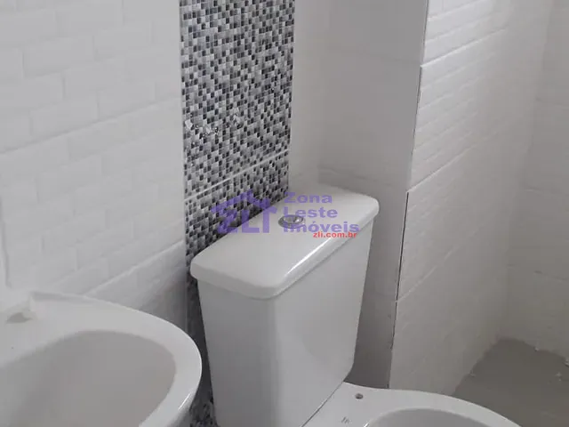 Apartamento 2 quartos e 1 banheiro, para alugar, no bairro Parque das Paineiras em São Paulo