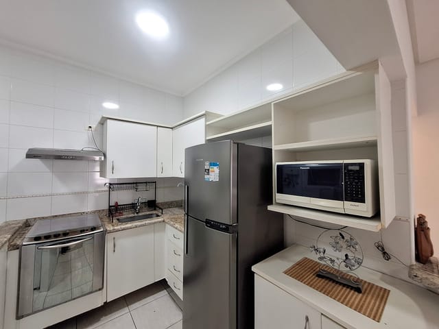 Apartamento 3 quartos e 2 banheiros, para alugar, no bairro Riviera em Bertioga