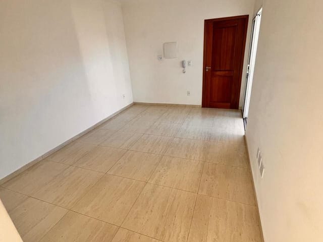 Apartamento 2 quartos e 1 banheiro, à venda, no bairro Parque São Domingos em Pindamonhangaba