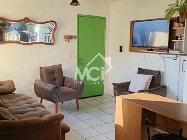 Apartamento 2 quartos e 1 banheiro, à venda, no bairro Areal em Pelotas