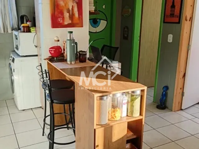 Apartamento 2 quartos e 1 banheiro, à venda, no bairro Areal em Pelotas
