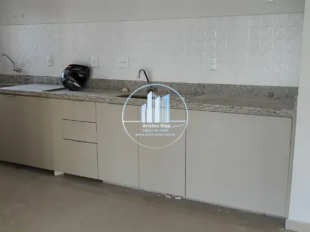 Apartamento com 50m² 1 quarto e 1 banheiro, à venda, no bairro Centro em Pouso Alegre