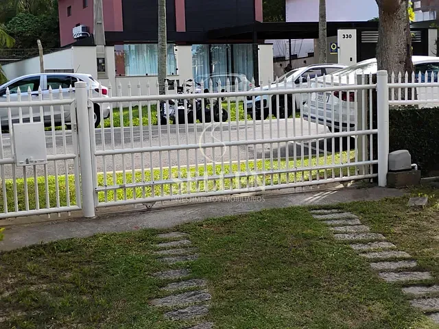 Apartamento 1 quarto e 1 banheiro, para alugar, no bairro Praia das Taquaras em Balneário Camboriú