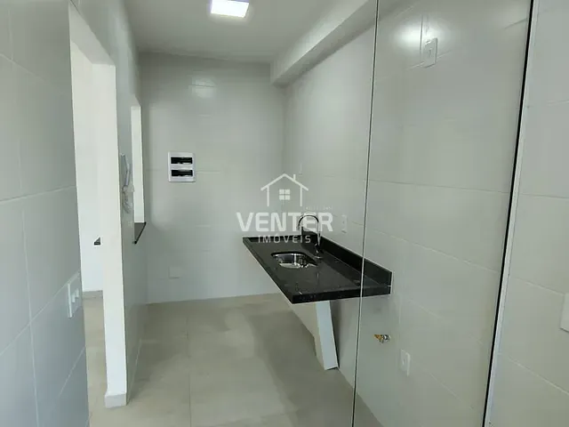 Apartamento com 68m² 2 quartos e 1 banheiro, à venda, no bairro Parque Santo Antônio em Taubaté