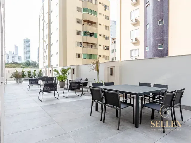 Apartamento com 402m² 3 quartos e 5 banheiros, à venda, no bairro Pontal Norte em Balneário Camboriú