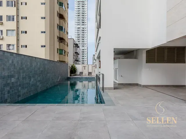 Apartamento com 402m² 3 quartos e 5 banheiros, à venda, no bairro Pontal Norte em Balneário Camboriú