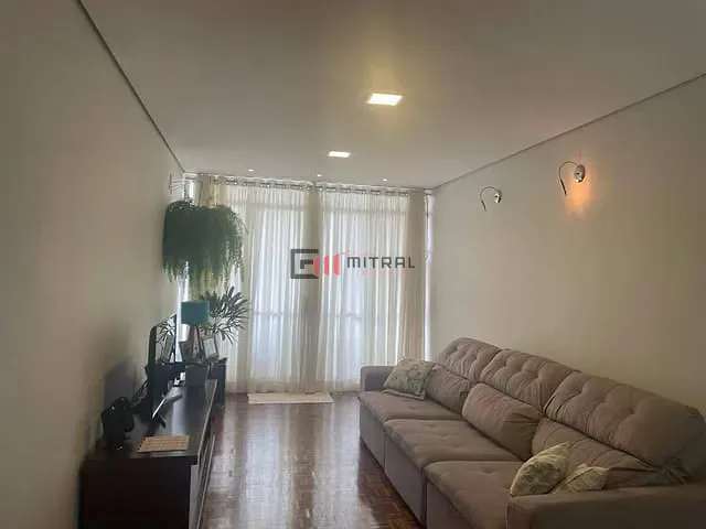 Apartamento 3 quartos e 2 banheiros, à venda, no bairro Centro em Londrina