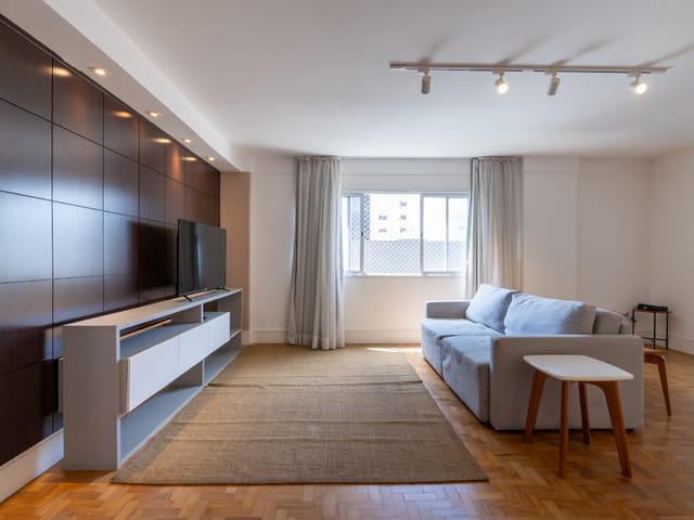 Apartamento com 187m² 3 quartos e 4 banheiros, à venda, no bairro Itaim Bibi em São Paulo