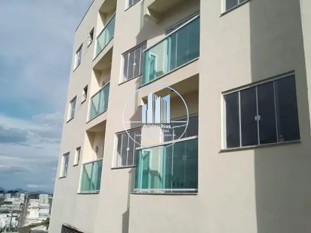Apartamento com 60m² 2 quartos e 1 banheiro, à venda, no bairro Parque Real em Pouso Alegre