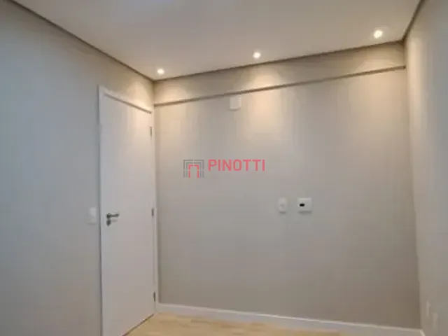 Apartamento 2 quartos e 1 banheiro, à venda, no bairro Jardim do Mar em São Bernardo do Campo