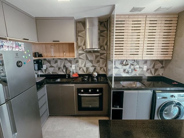 Apartamento com 62m² 2 quartos e 2 banheiros, para alugar, no bairro Glória em Macaé