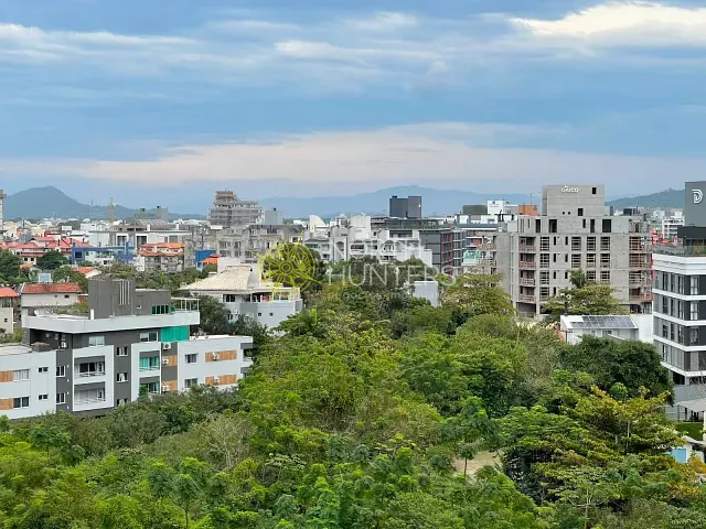 Apartamento com 321m² 3 quartos e 5 banheiros, para alugar, no bairro Jurerê em Florianópolis