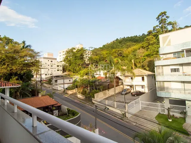 Apartamento com 321m² 3 quartos e 5 banheiros, para alugar, no bairro Jurerê em Florianópolis