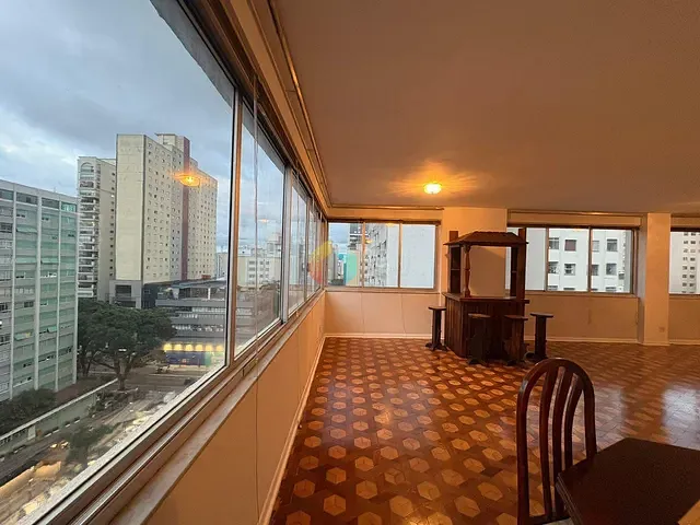 Apartamento com 300m² 4 quartos e 4 banheiros, à venda ou para alugar, no bairro Higienópolis  em São Paulo
