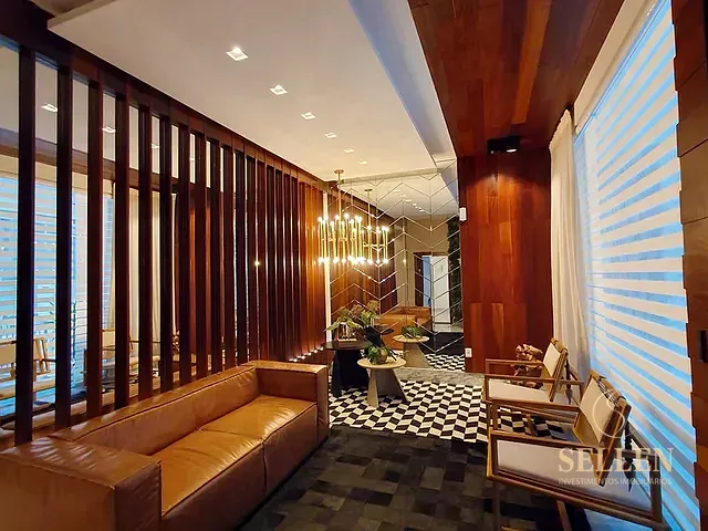 Apartamento com 263m², à venda, no bairro Centro em Balneário Camboriú