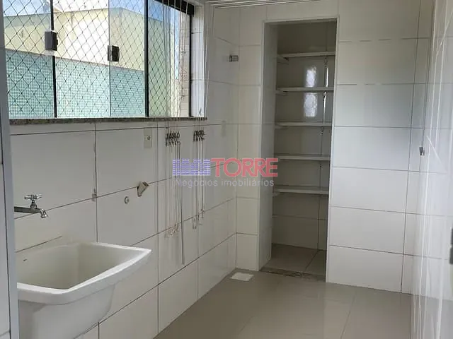 Apartamento 3 quartos e 2 banheiros, para alugar, no bairro São Francisco em Ilhéus
