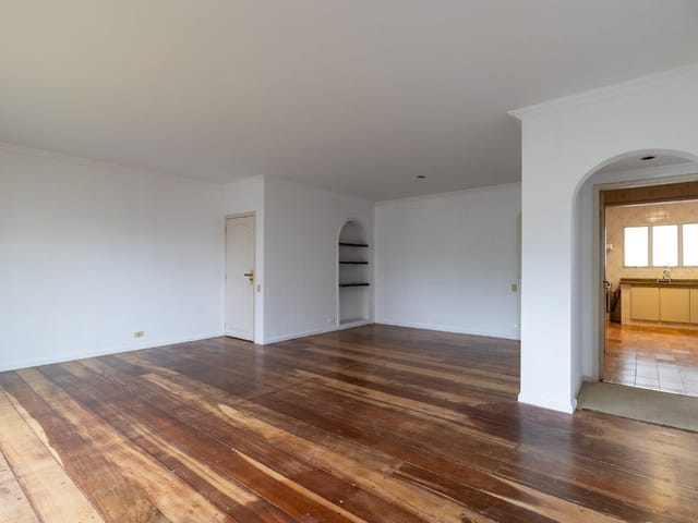 Apartamento com 3200m² 2 quartos e 2 banheiros, à venda, no bairro Real Parque em São Paulo