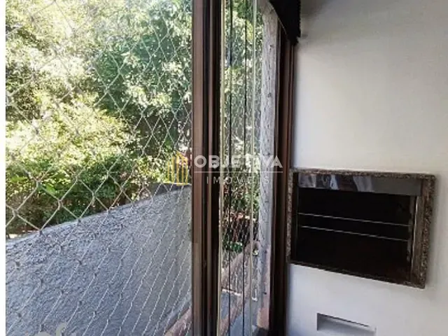 Apartamento 1 quarto e 1 banheiro, à venda, no bairro Floresta em Porto Alegre