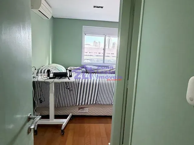 Apartamento com 61m² 1 quarto e 1 banheiro, para alugar, no bairro Vila Regente Feijó em São Paulo