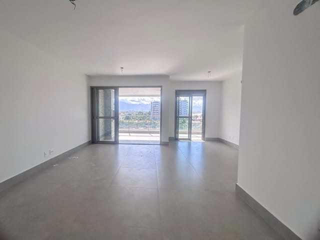 Apartamento 3 quartos e 3 banheiros, à venda, no bairro Centro em Bertioga