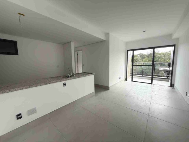 Apartamento 2 quartos e 2 banheiros, à venda, no bairro São Lourenço em Bertioga