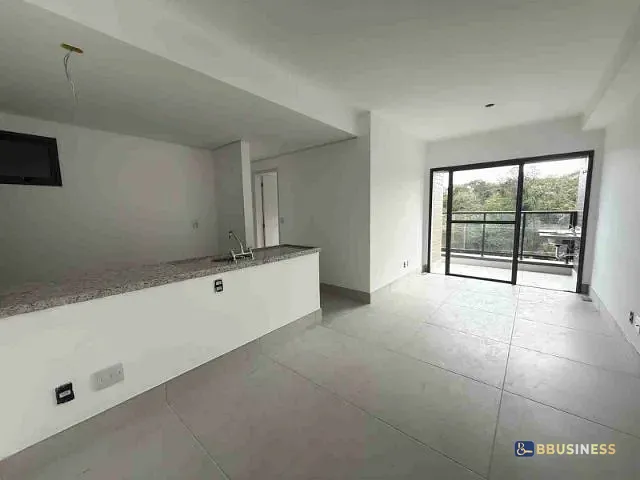 Apartamento 2 quartos e 2 banheiros, à venda, no bairro São Lourenço em Bertioga