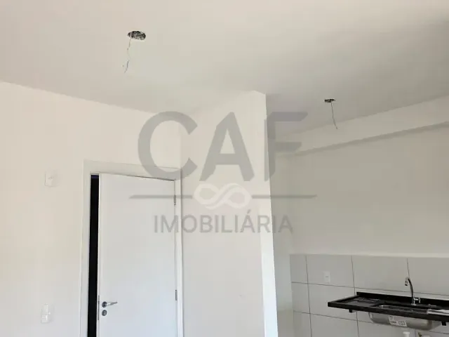 Apartamento 2 quartos e 2 banheiros, para alugar, no bairro Parque Residencial Groot em Holambra