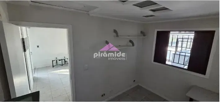 Apartamento, 3 quartos, 168 m² - Foto 2