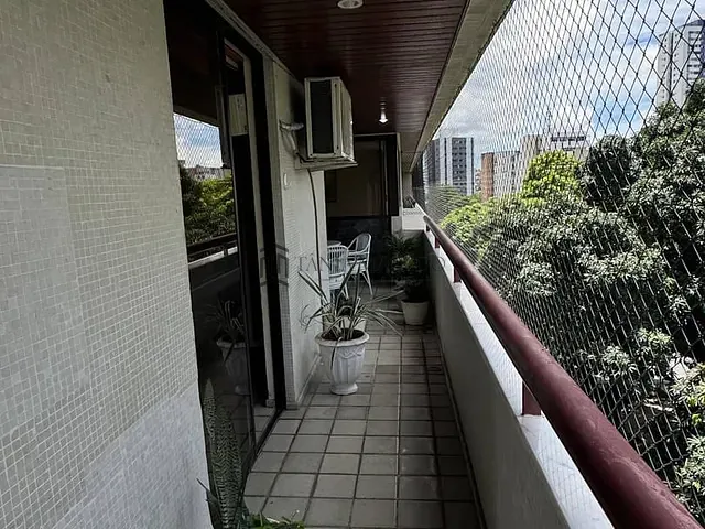 Apartamento 3 quartos e 3 banheiros, à venda, no bairro Casa Amarela em Recife