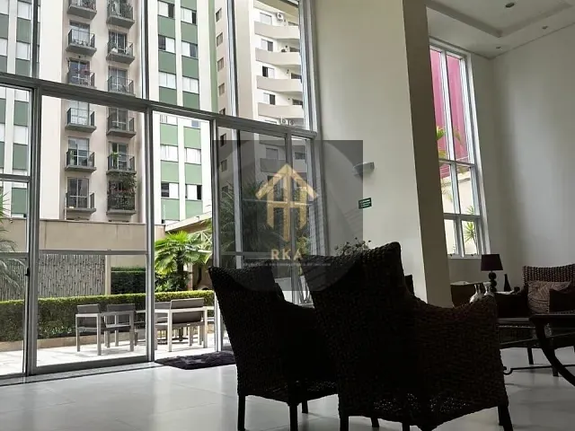 Apartamento 1 quarto e 1 banheiro, à venda ou para alugar, no bairro Pinheiros em São Paulo