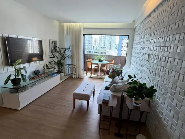 Apartamento 3 quartos e 3 banheiros, à venda, no bairro Graças em Recife
