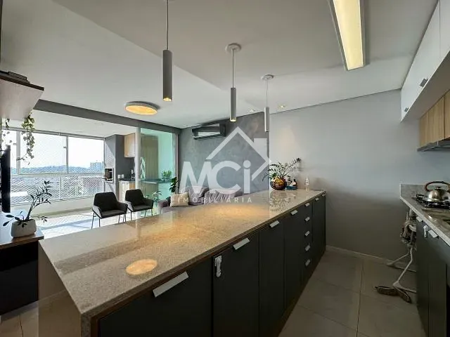 Apartamento 3 quartos e 2 banheiros, à venda, no bairro Areal em Pelotas
