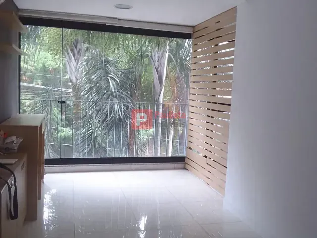 Apartamento com 58m² 2 quartos e 1 banheiro, para alugar, no bairro Pinheiros em São Paulo