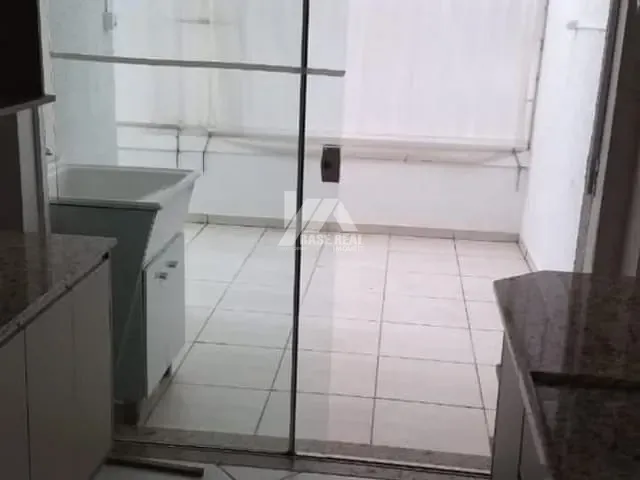 Apartamento 2 quartos e 1 banheiro, à venda, no bairro Trianon em Guarapuava