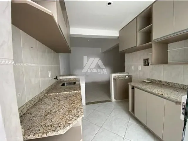 Apartamento 2 quartos e 1 banheiro, à venda, no bairro Trianon em Guarapuava